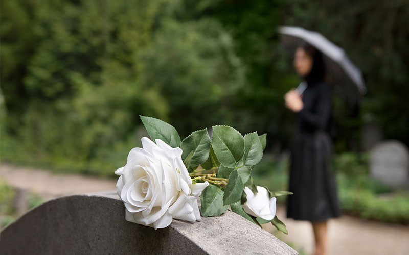 How to Arrange a Burial in Shropshire